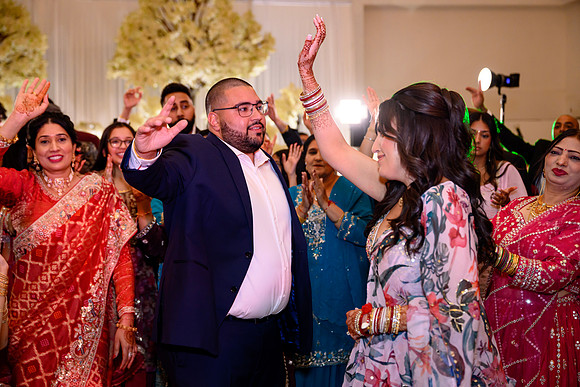 _AZ95885