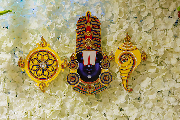 1H5A5208
